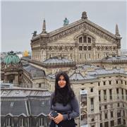 As a medical student and published writer, I bring both structure and storytelling to my teaching